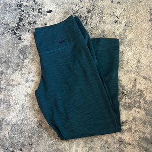 Women’s Nike leggings size XS teal